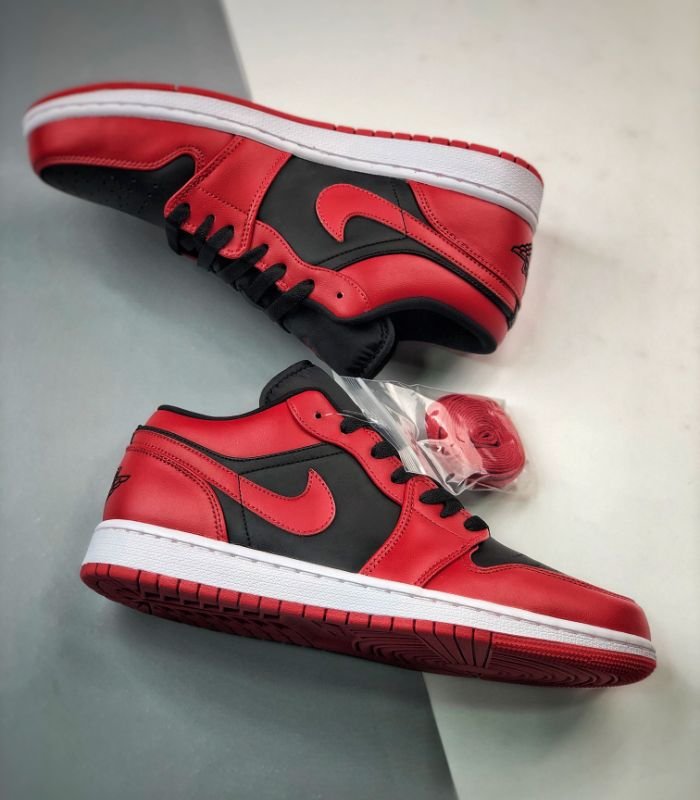 Air-Jordan-1-Low-Reverse-Bred-553558-606-4.jpg