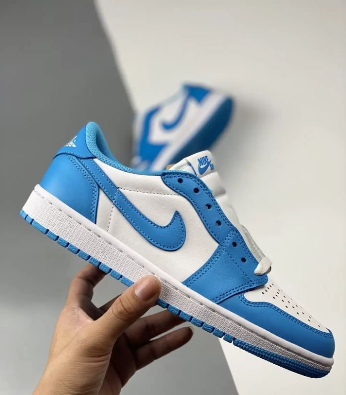 Air-Jordan-1-Low-SB-UNC-CJ7891-401-3.jpg