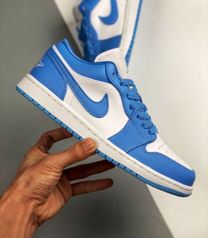 Air-Jordan-1-Low-UNC-Womens-AO9944-441-3.jpg