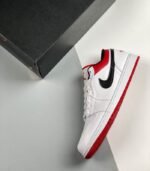 Air-Jordan-1-Low-White-University-Red-Black-553558-118-4.jpg