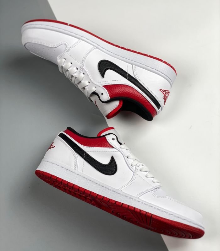 Air-Jordan-1-Low-White-University-Red-Black-553558-118-5.jpg