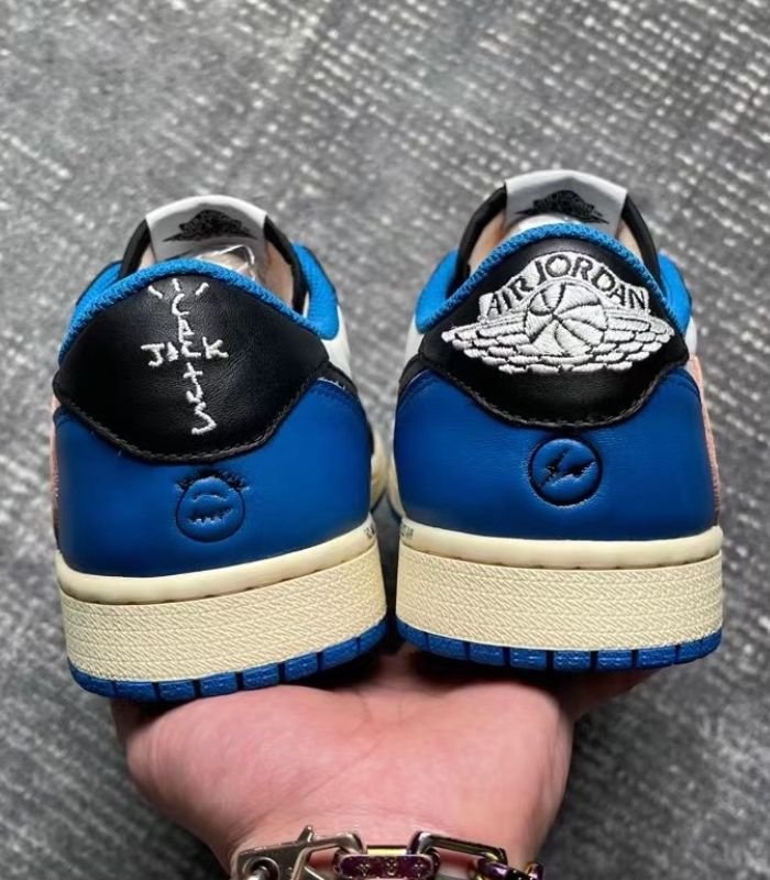 Travis-Scott-x-Fragment-x-Air-Jordan-1-Low-OG-DM7866-140-Release-Date-7.jpg