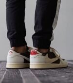 travis-scott-air-jordan-1-low-cactus-jack-reverse-mocha-photos-2-1.jpg