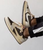 travis-scott-air-jordan-1-low-cactus-jack-reverse-mocha-photos-22-1.jpg