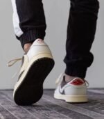 travis-scott-air-jordan-1-low-cactus-jack-reverse-mocha-photos-3-1.jpg